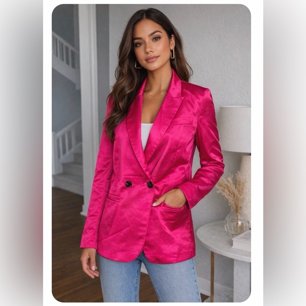 NWOT Lucy Paris Barbiecore Pink Satin Boss Babe Blazer Size Small.